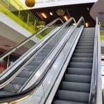 escaleras mecánicas centro comercial